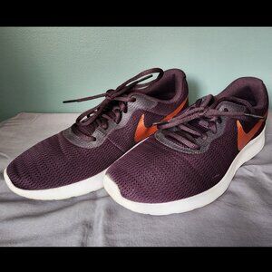 Nike Tanjun Womens 11 Purple Rose Metallic Fitness Sneakers